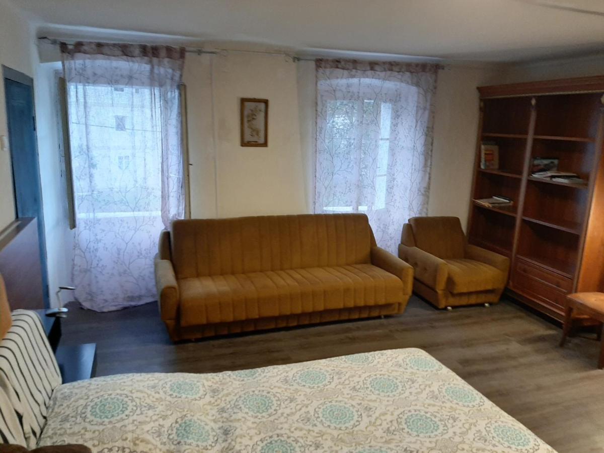 Lux Center B&B - Pasja Grofica Idrija Buitenkant foto